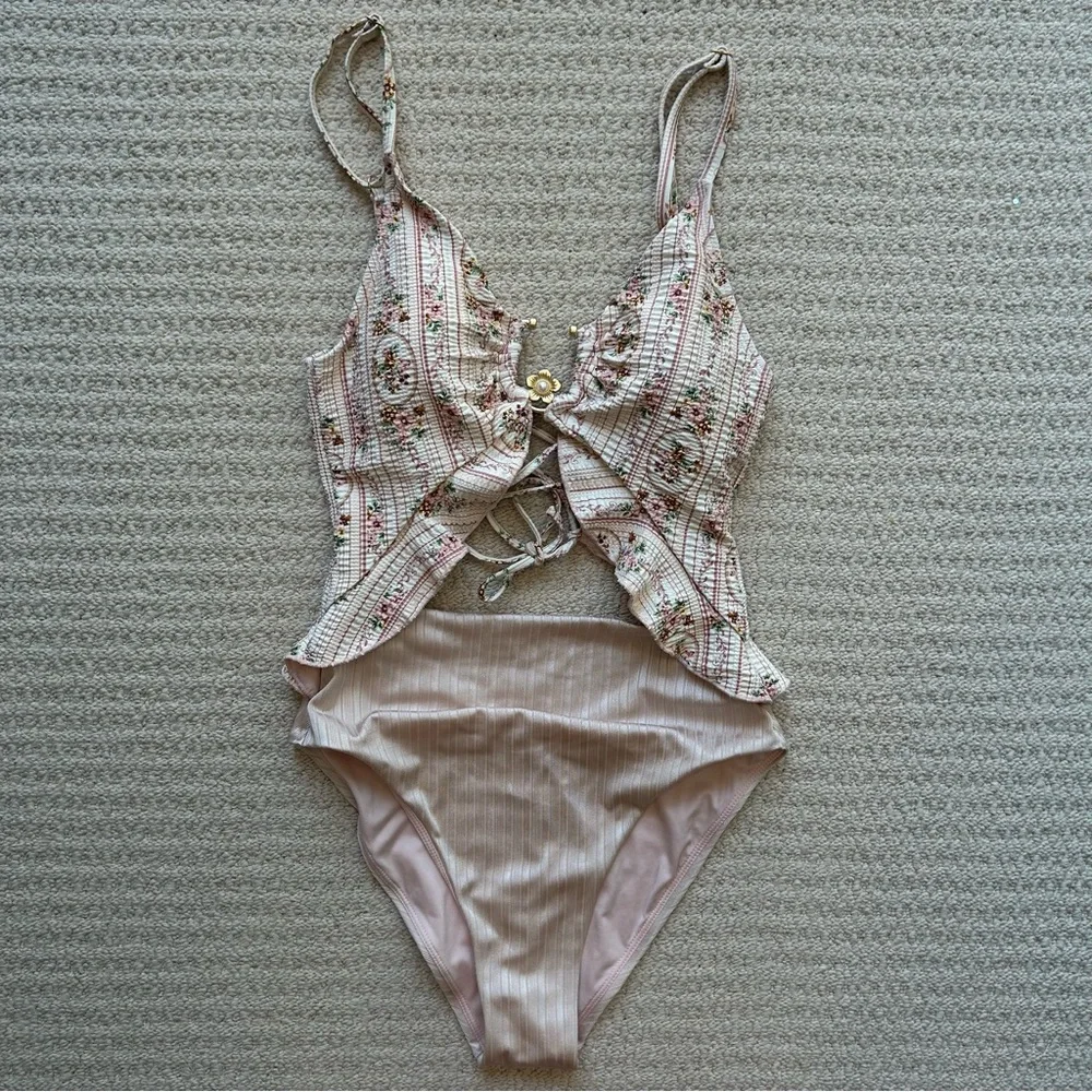 P2F Carly Floral Blush One Piece Swim Suit - Picture 10 of 12